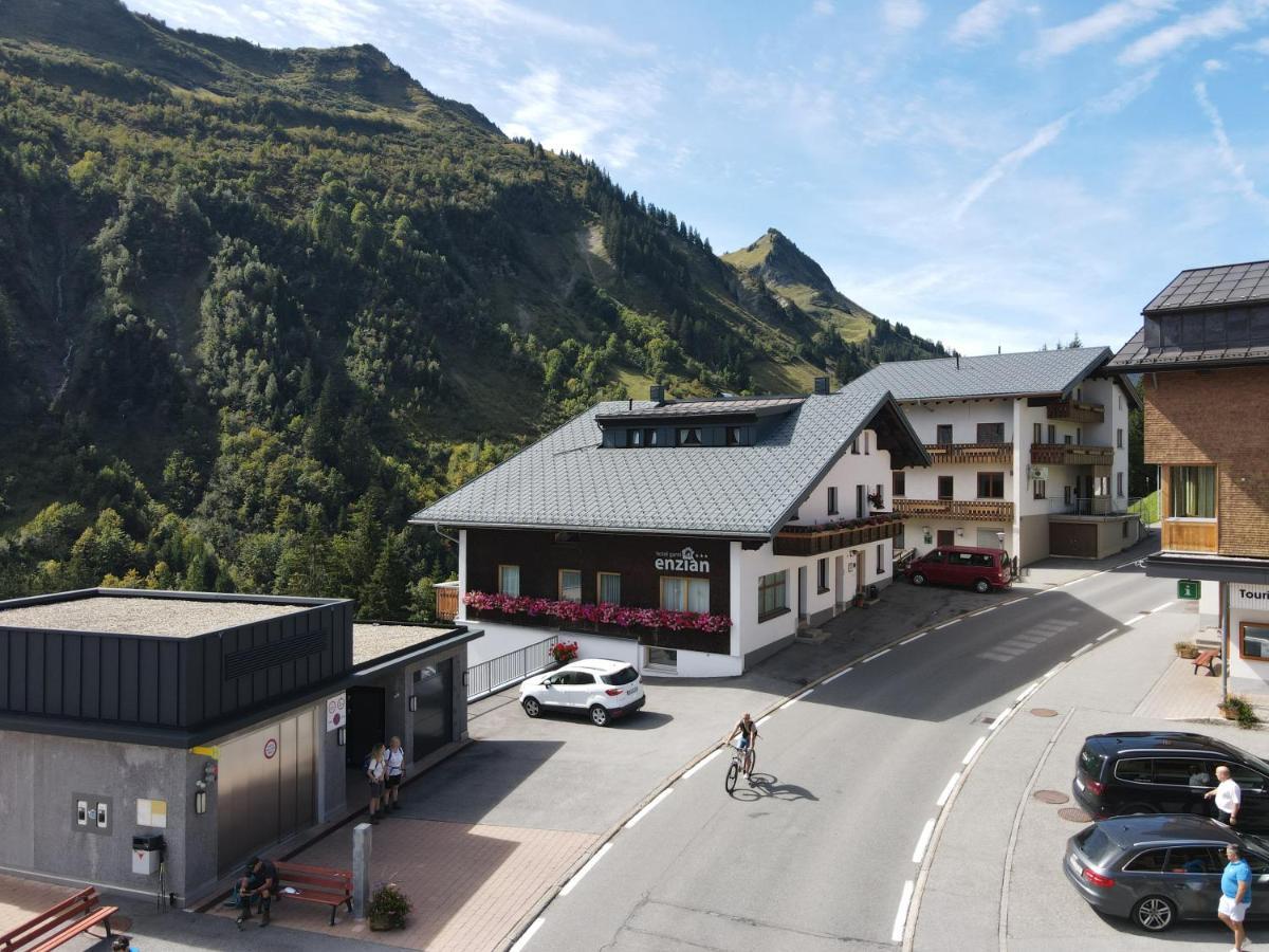 Hotel Garni Enzian Damüls Exterior foto